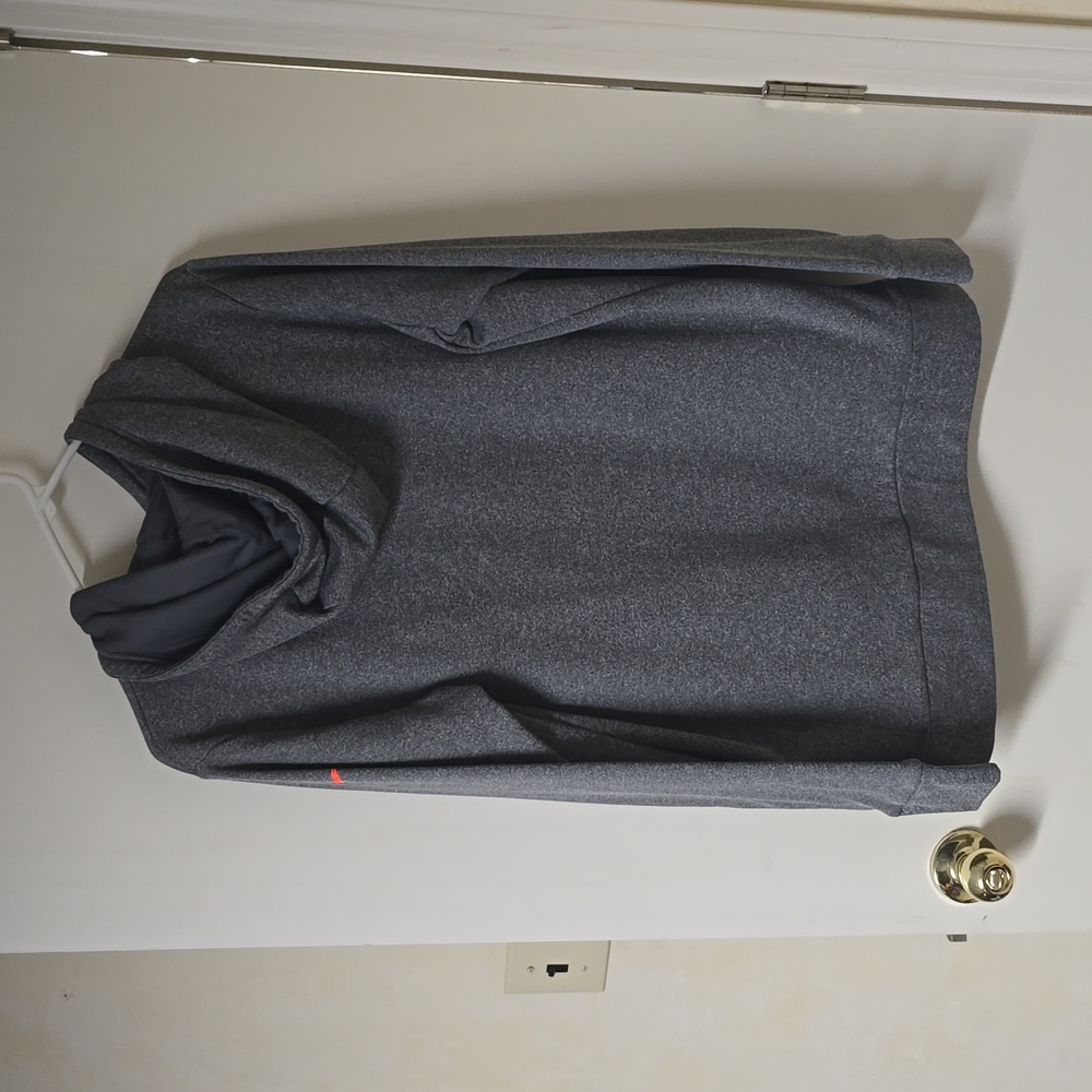 Women's XL Nike sweatshirt. - Picture 2 of 3